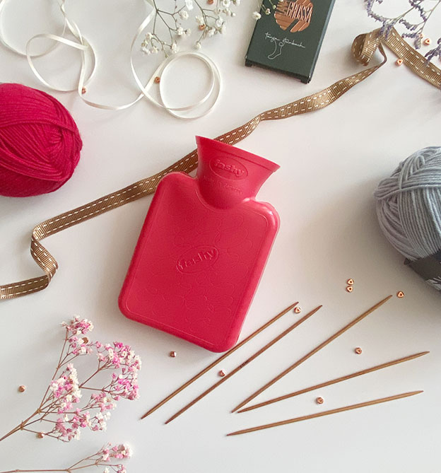 Gemeinsame-Strickzeit-Adventskalender_Geschenkset_Nadelspiel_Taschenwaermer_TOPP