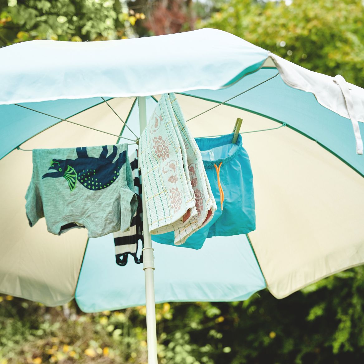 . Camping Hack: Wäscheschirm