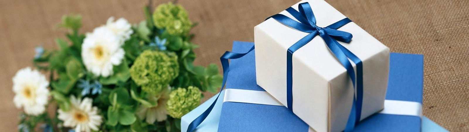 Geschenke_Sets_pexels-photo-2647875aeb0c5d363a4